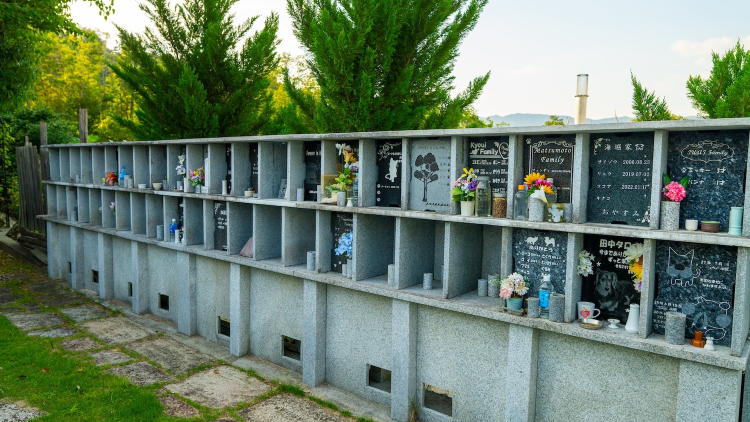 施設案内　納骨塔翠区